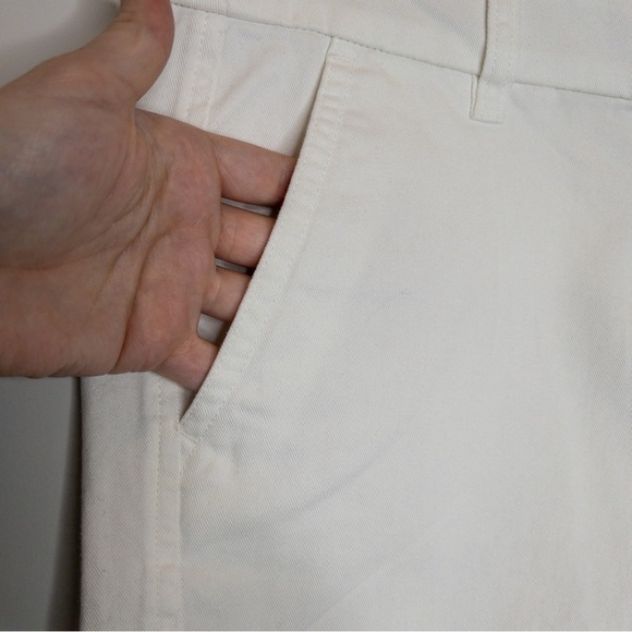 J Crew Factory Womens Size 4 Classic Chino Short White Coastal Contemporary - Picture 6 of 13